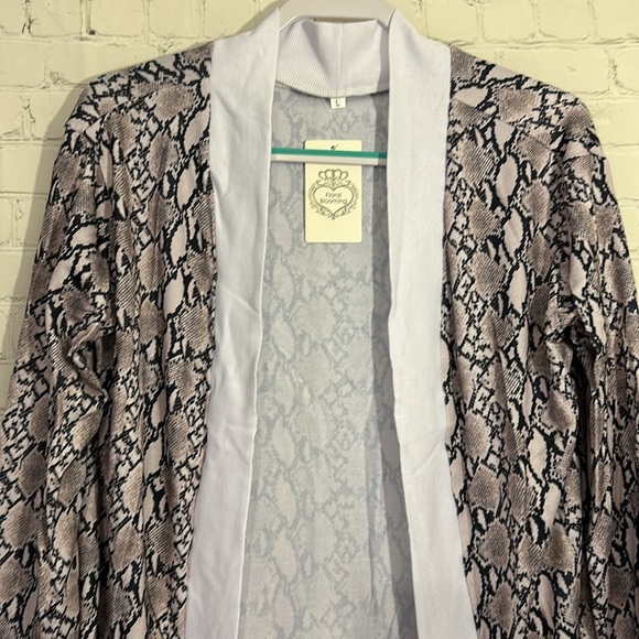 Snakeskin Pattern Women's Sweater - Picture 2 of 5